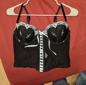 Embroidered black lingerie